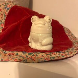 Vintage 1970’s Avon Enchanted Frog